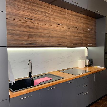 Royal Apartament Дуррес Екстер'єр фото