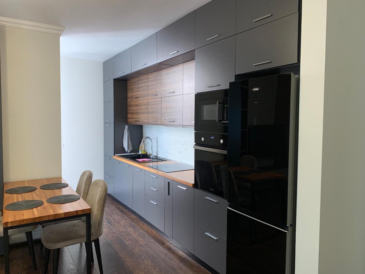 Royal Apartament Дуррес Екстер'єр фото