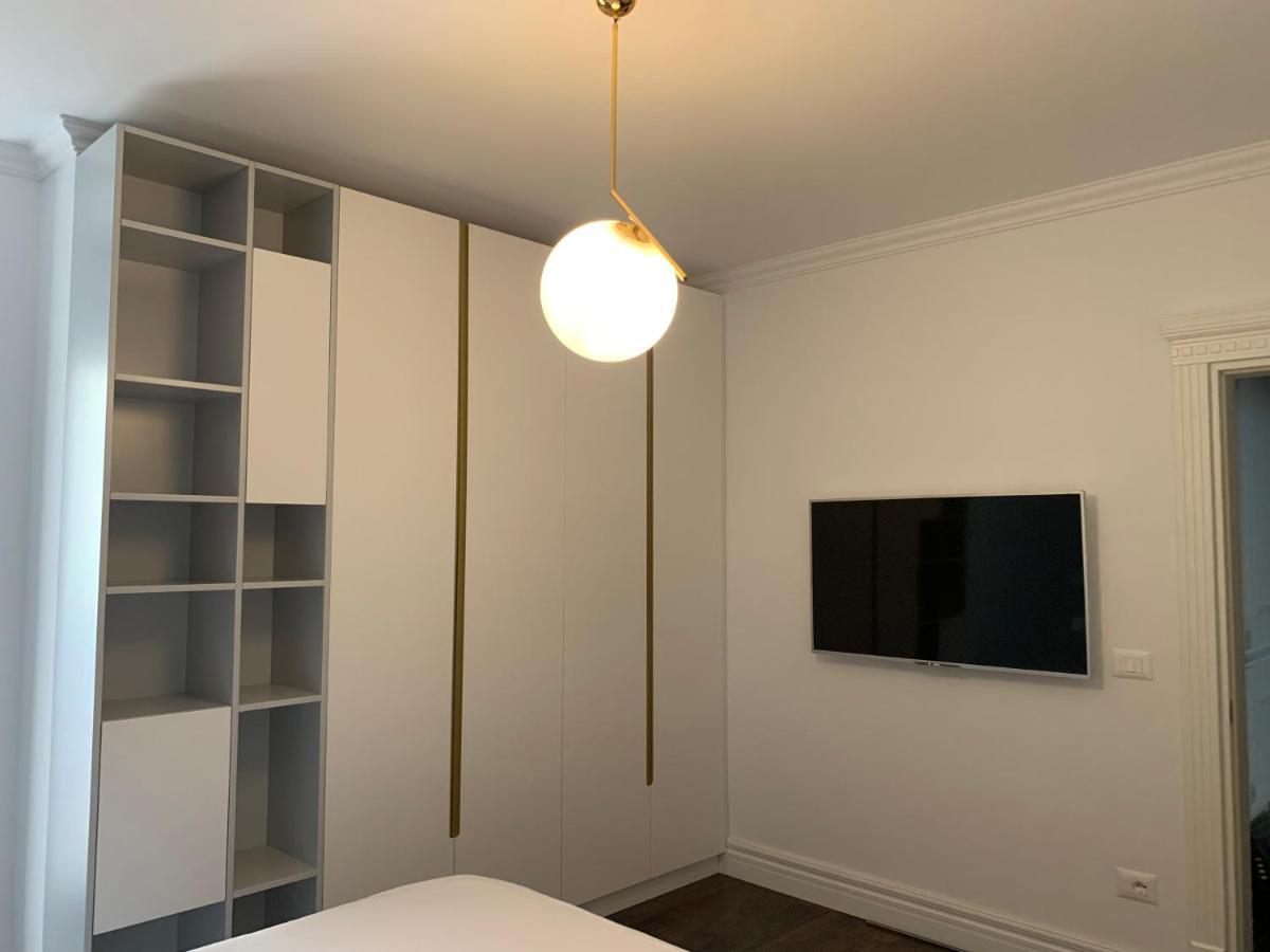 Royal Apartament Дуррес Екстер'єр фото